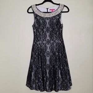 Betsey Johnson Dress Women 6 Black Lace Overlay Faux Pearl Collar Whimsigoth NWT